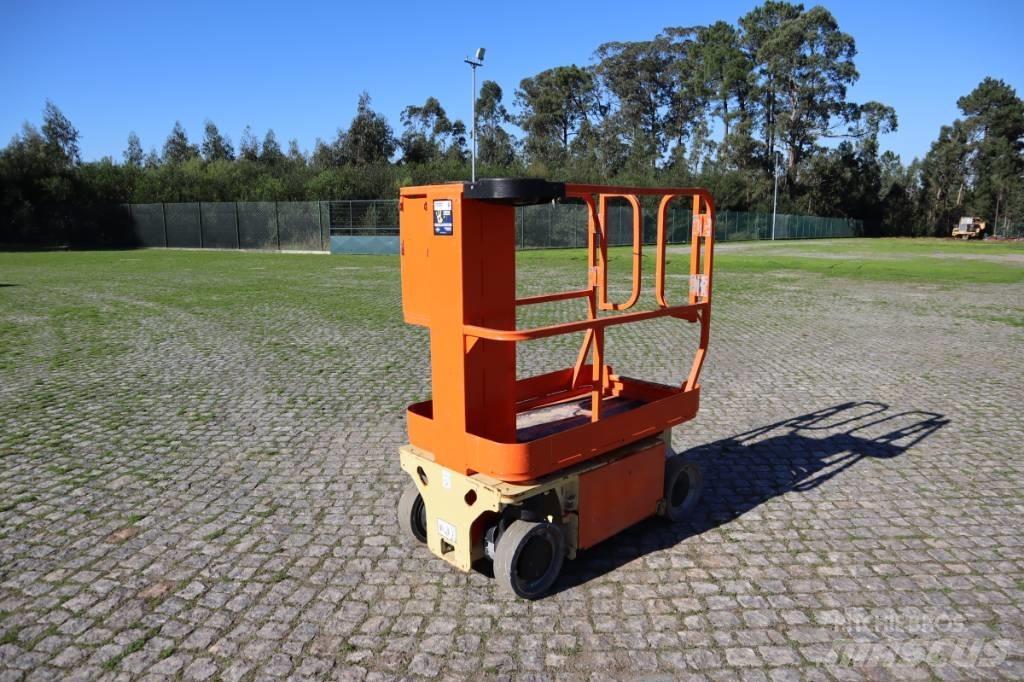 JLG 1230ES (5.66 m) Personenaufzüge