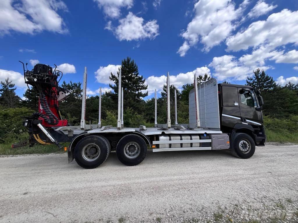 Renault Kerax 6x4 Ladekrane