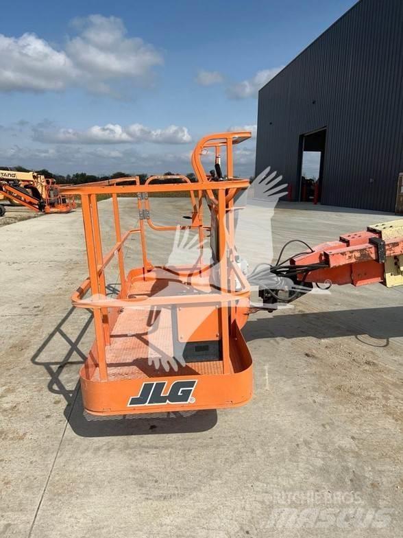 JLG 800S Teleskopbühnen