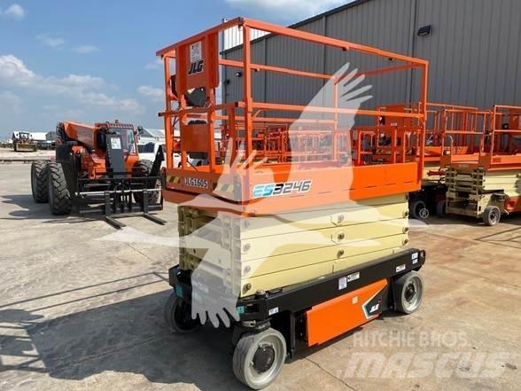JLG ES3246 Scheren-Arbeitsbühnen