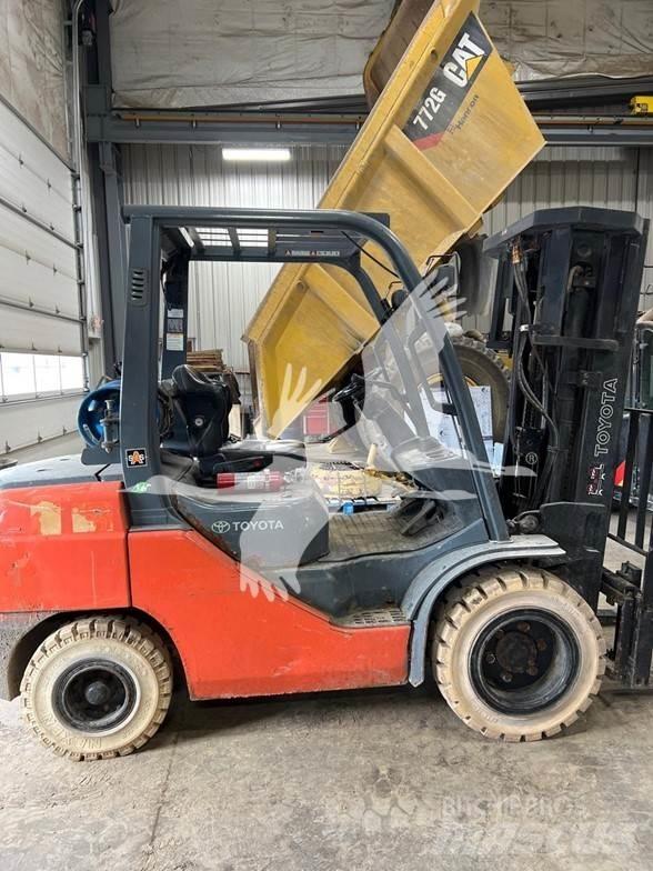 Toyota 8FGU30 Dieselstapler