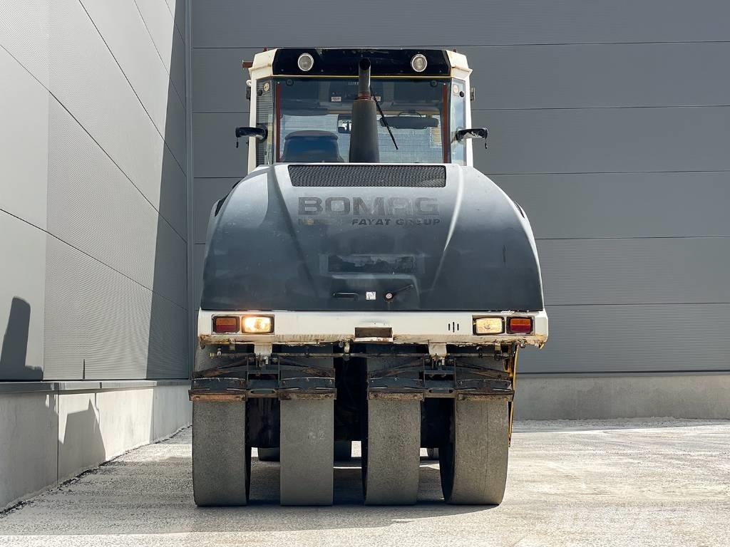Bomag BW 24 RH Gummiradwalzen