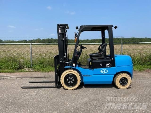 EP EFL302 | 3T | LI-ION Elektrostapler