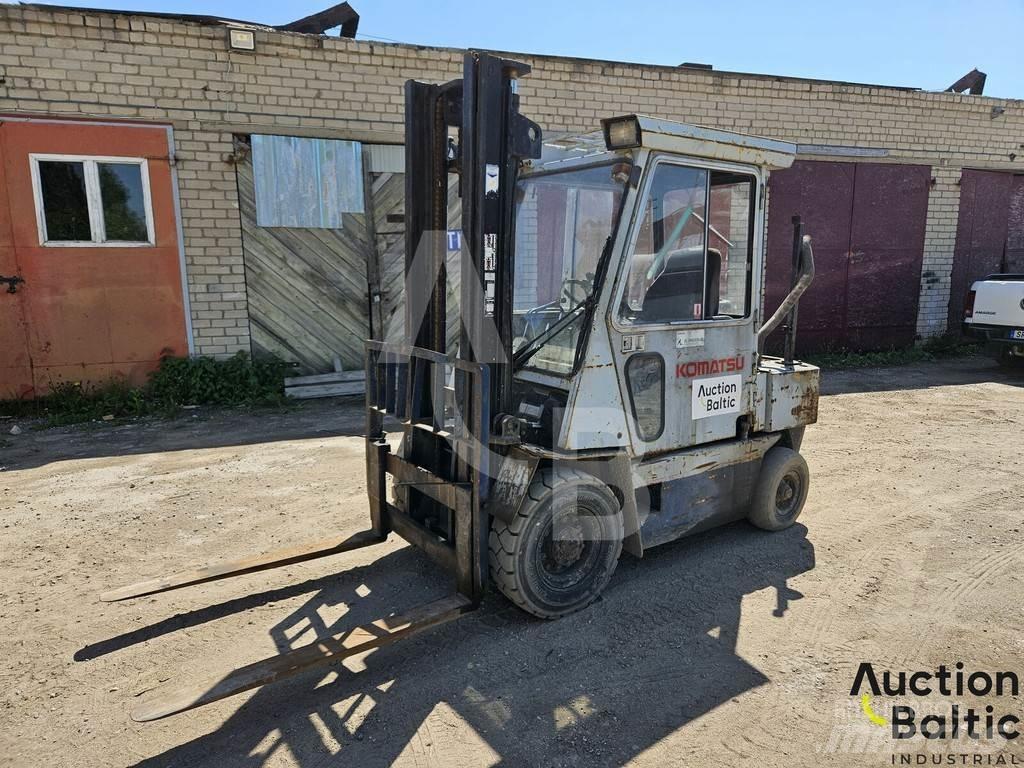 Komatsu XR-25D Dieselstapler