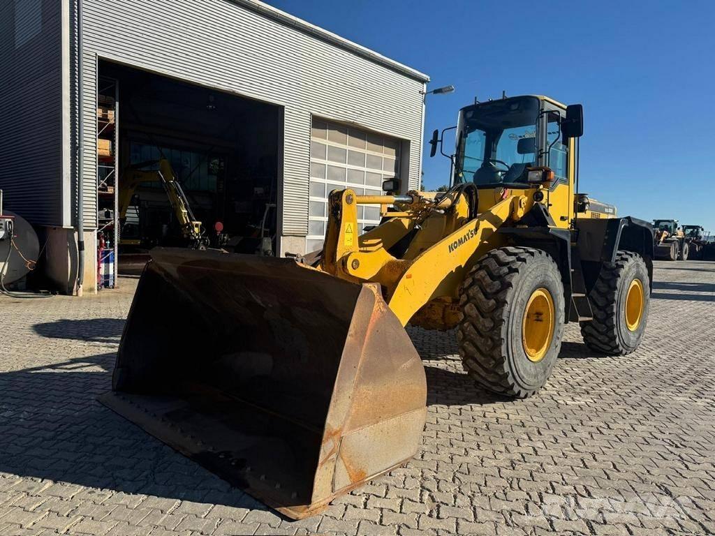 Komatsu WA 320-3H Radlader
