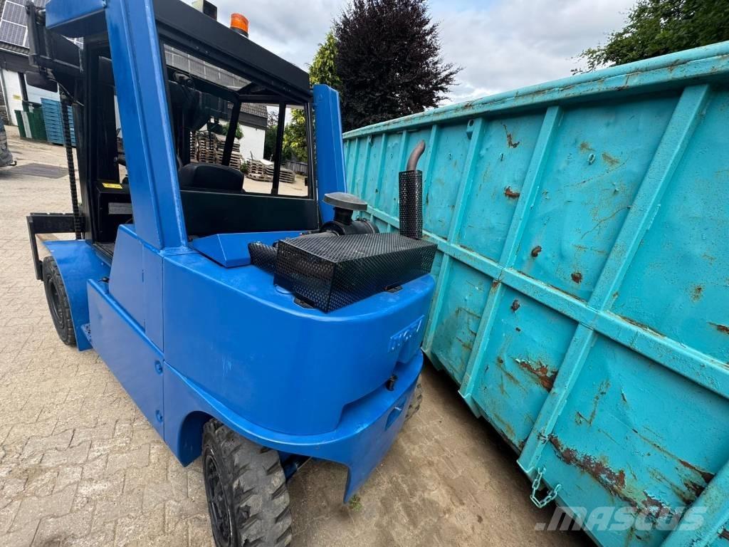 Mora M 80 C Dieselstapler