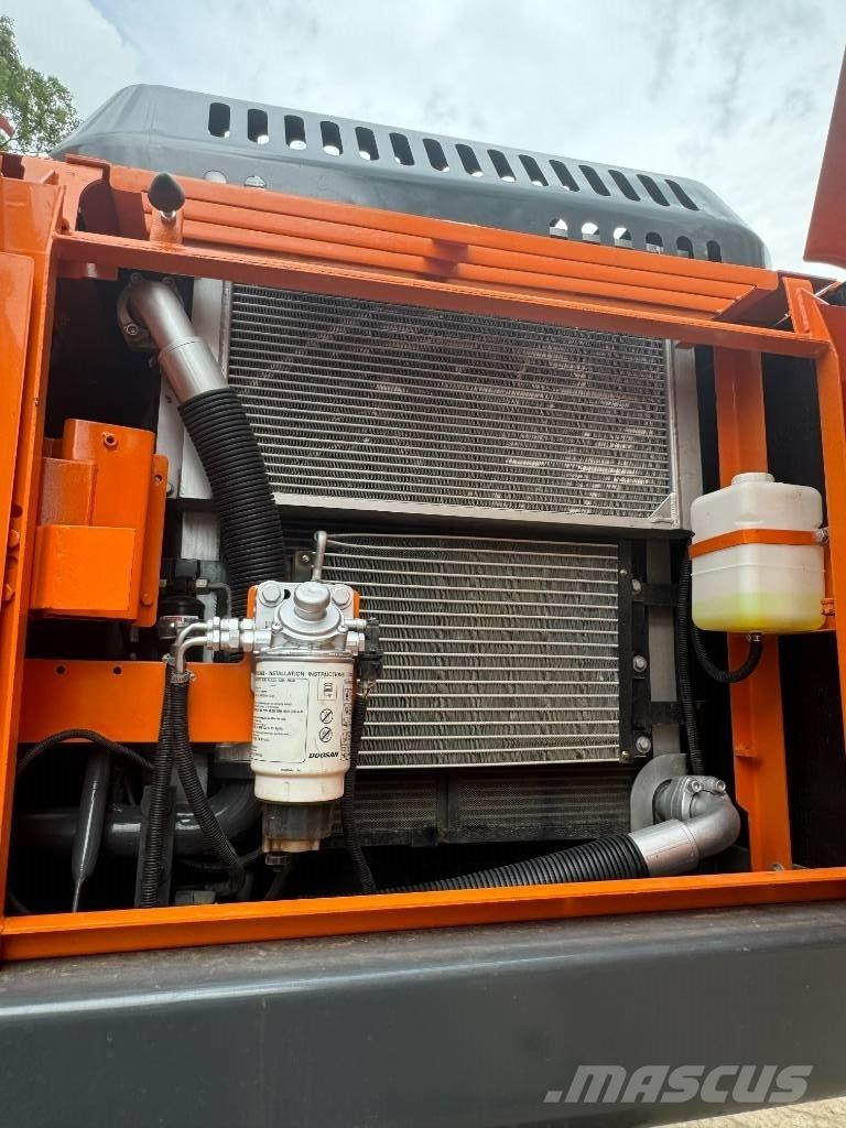 Doosan DX 225 LCA Midibagger  7t - 12t
