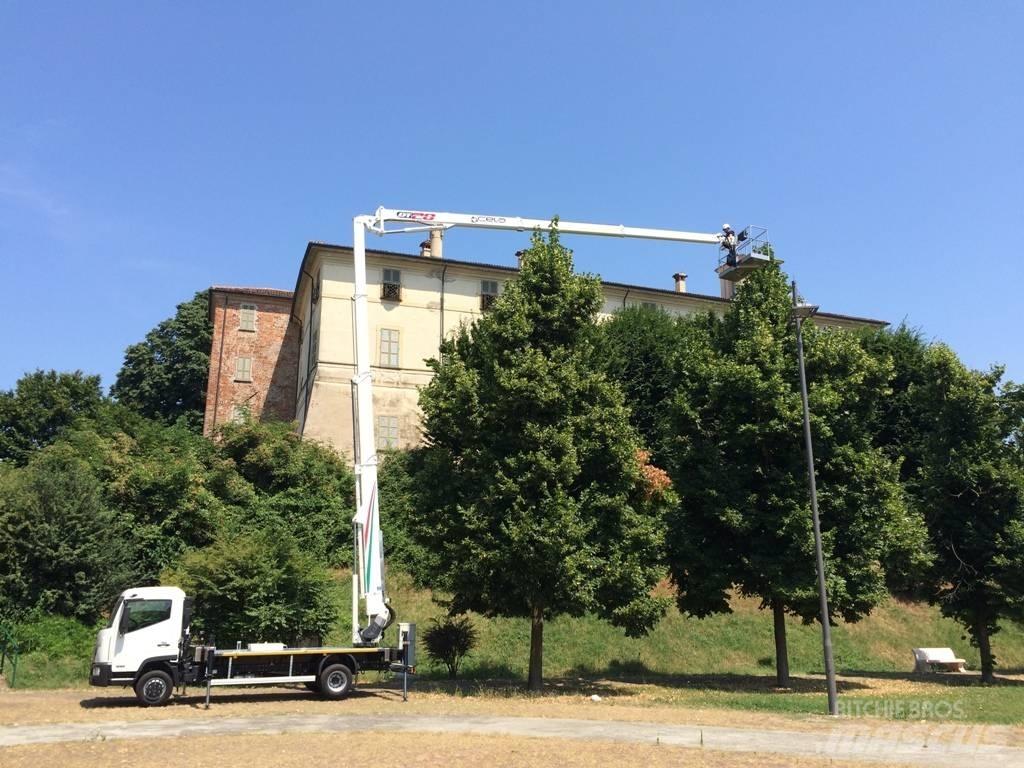 Cela DT 28 LKW-Arbeitsbühnen