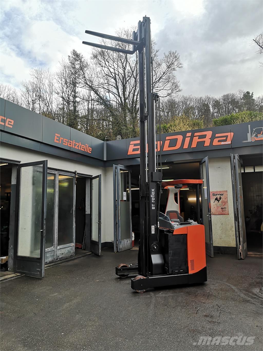 BT RRE 160 Schubmaststapler