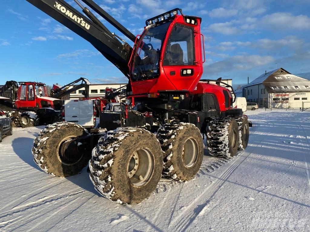 Komatsu 931 XC Harvester
