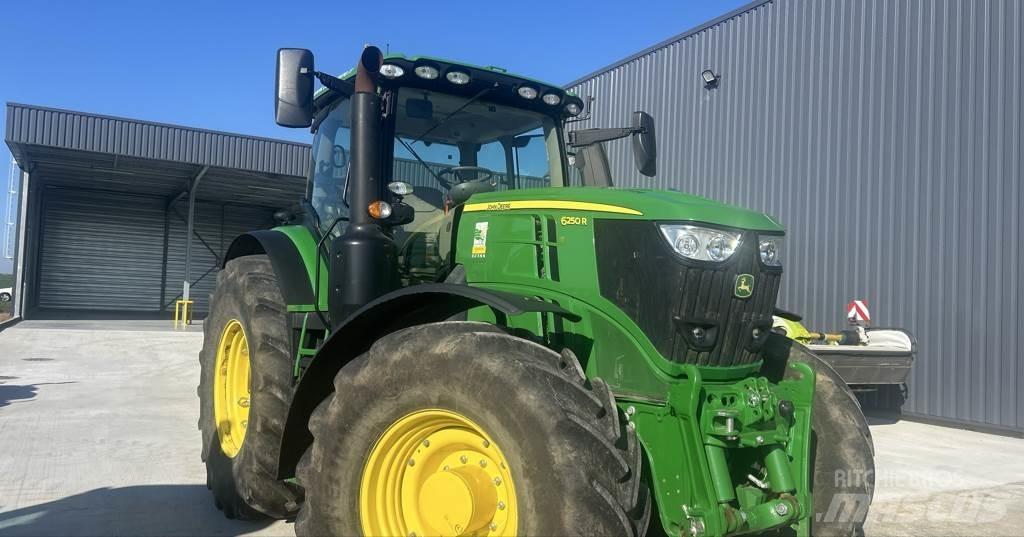 John Deere 6250R Traktoren