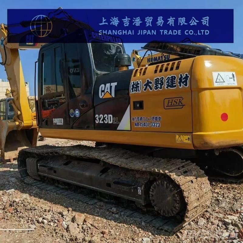 CAT 323 D Raupenbagger