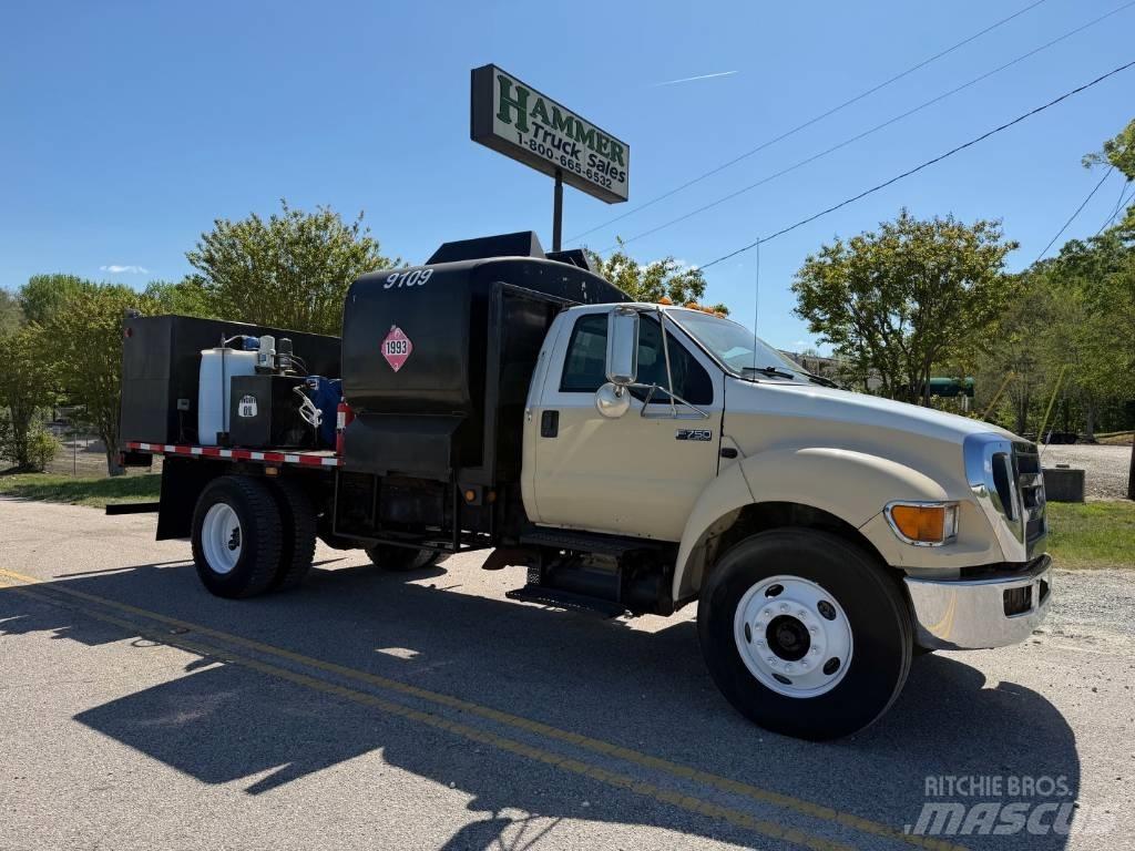 Ford F 750 XLT Kommunal-Sonderfahrzeuge