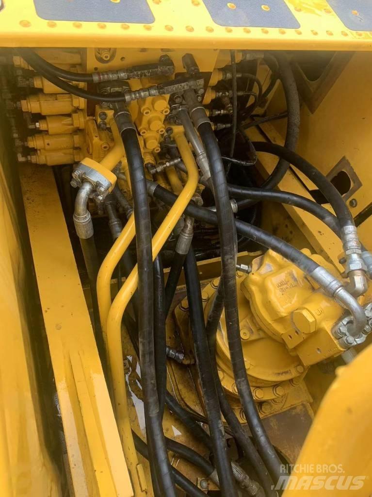 Komatsu PC 210-8 Raupenbagger