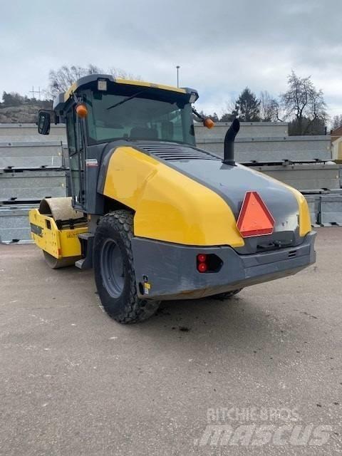 Dynapac CA1500D, Vält Walzenzüge