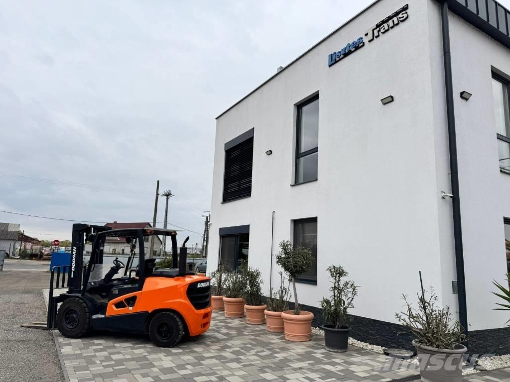 Doosan D 50,  130üó!!! 5t Dieselstapler