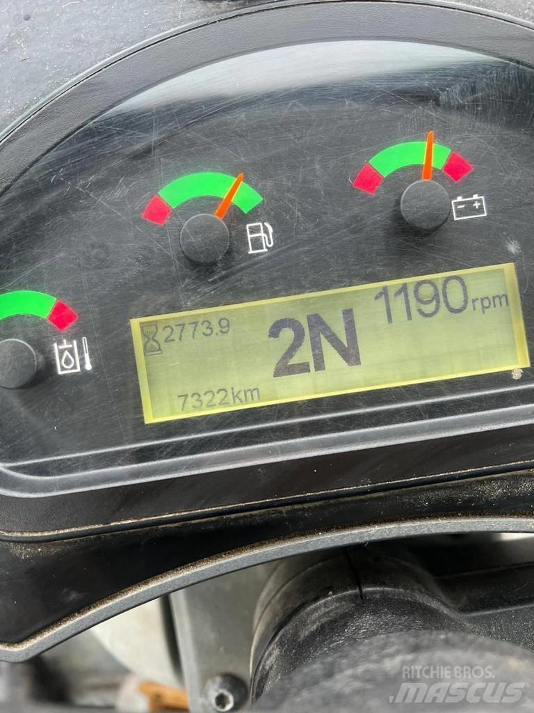 CAT 906M Radlader