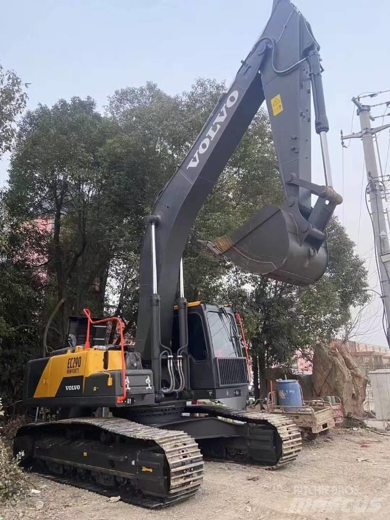 Volvo 290D Raupenbagger