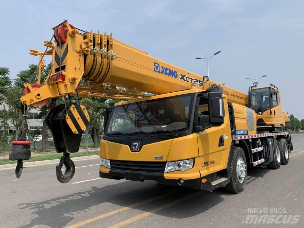 XCMG XCT25L5 All-Terrain-Krane