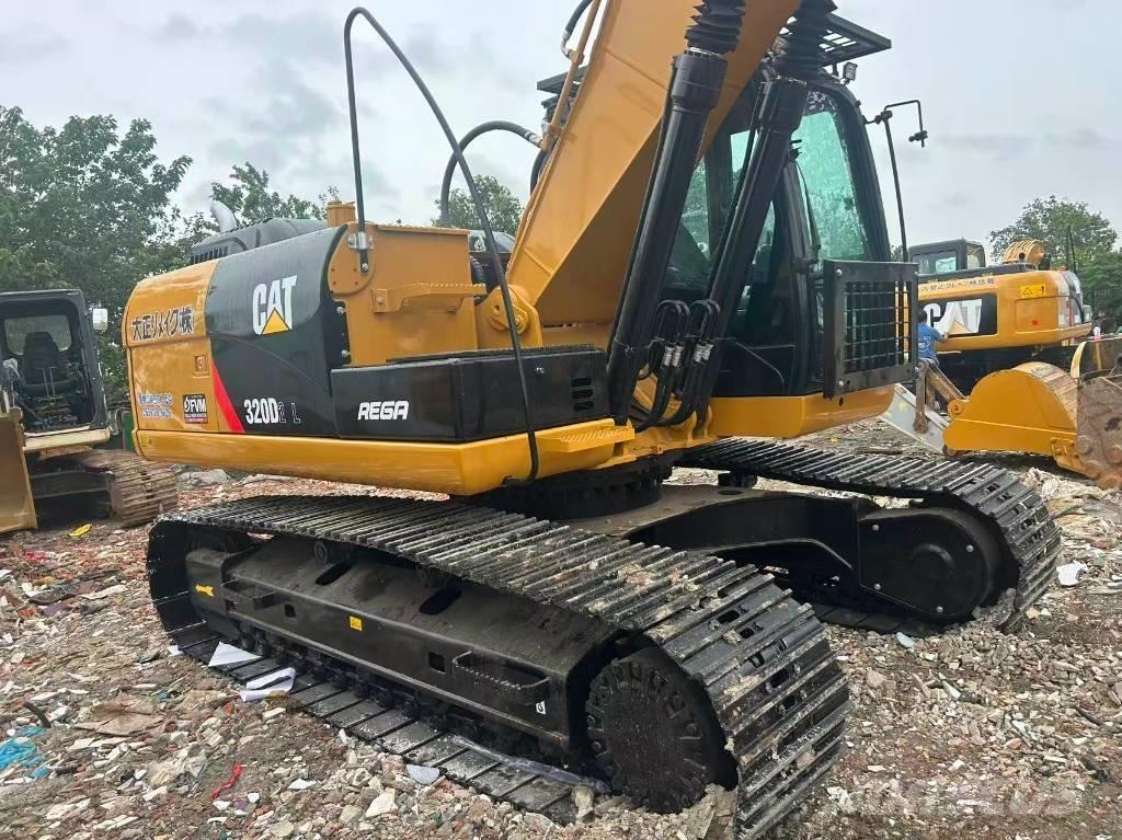 CAT 320D2L Raupenbagger