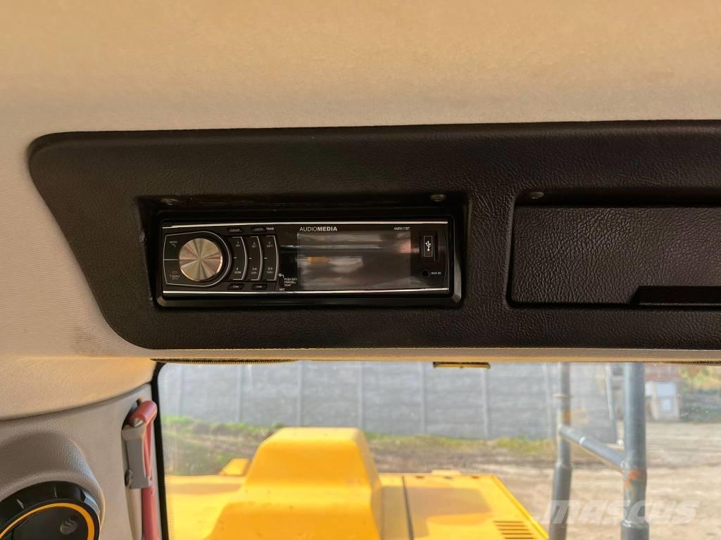 JCB 220X C 4F Raupenbagger