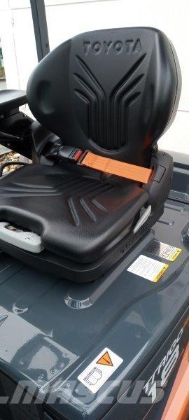 Toyota 8FBM18T Elektrostapler