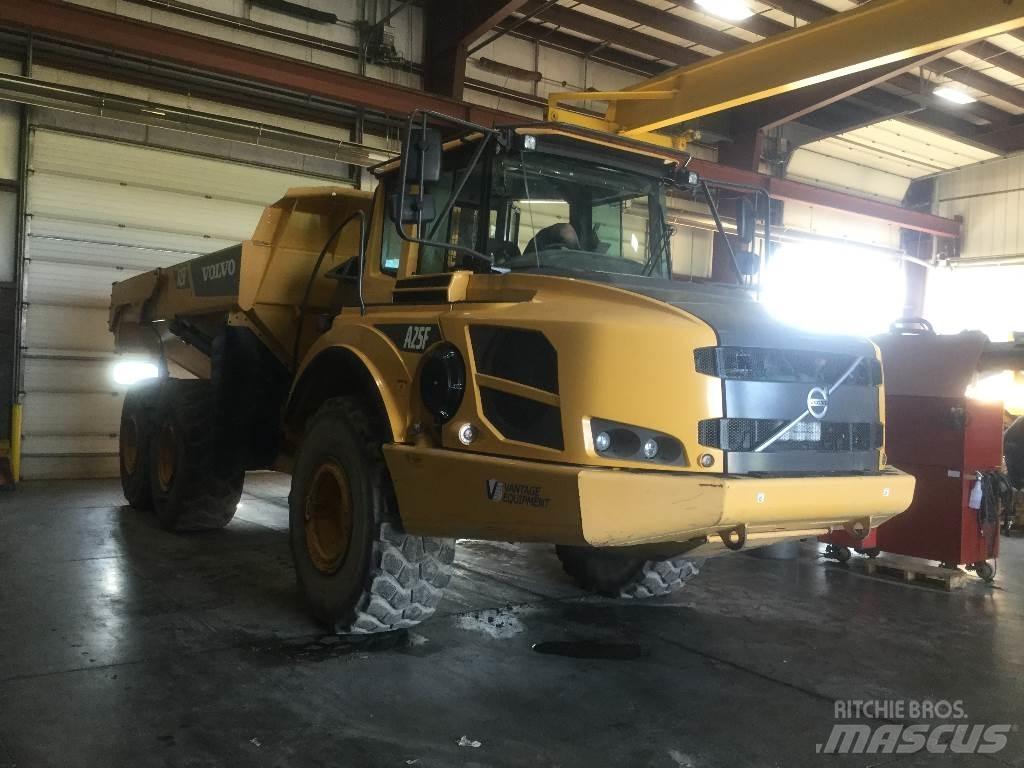 Volvo A 25 F Dumper - Knickgelenk