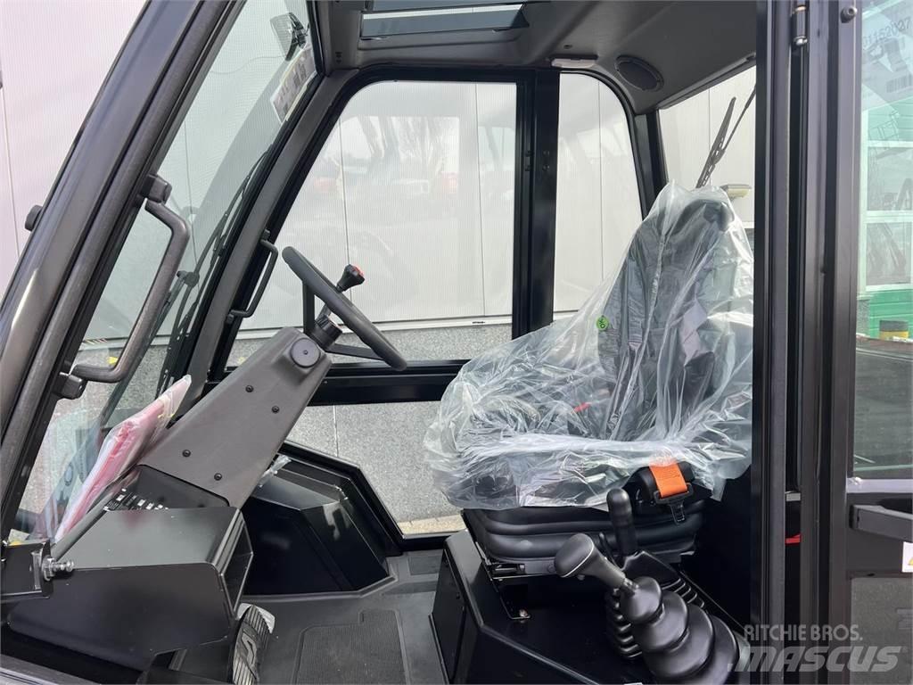 Manitou M30-4 Geländestapler