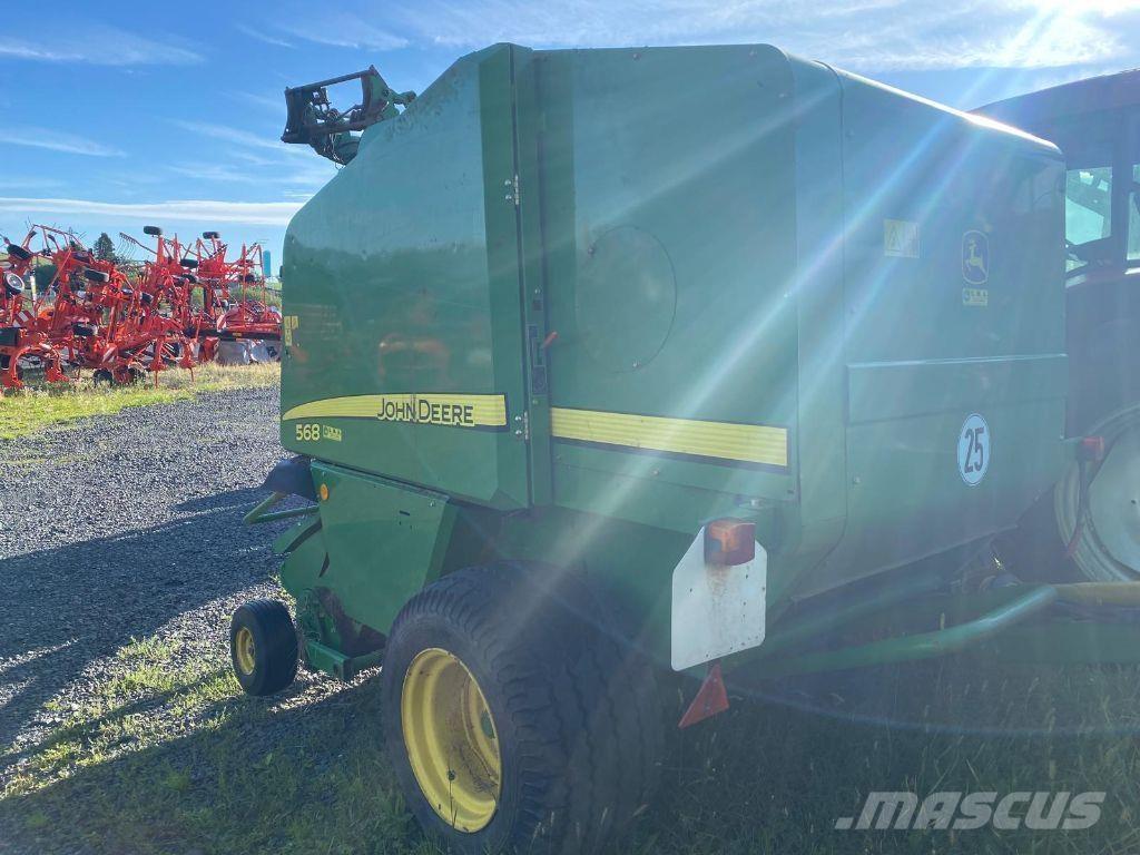 John Deere 568 Rundballenpressen