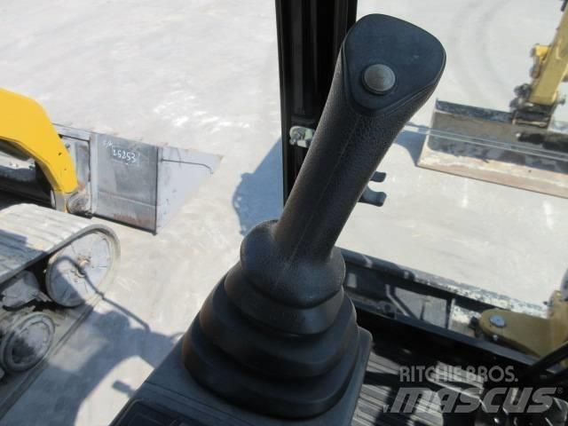 CAT 302.7 D CR Minibagger < 7t