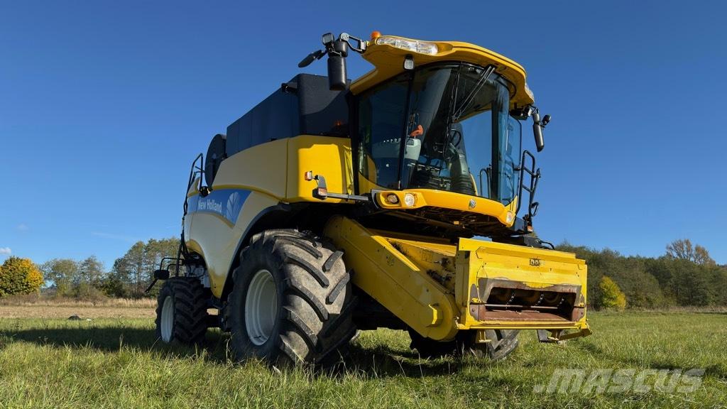 New Holland CX 8080 Mähdrescher
