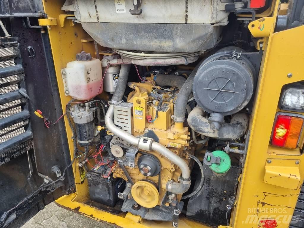 CAT 257 D Kompaktlader