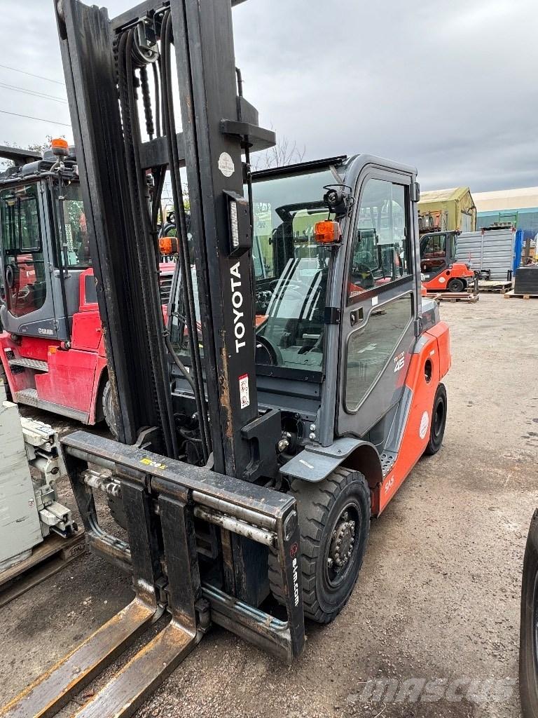 Toyota 40-8FD40N Dieselstapler