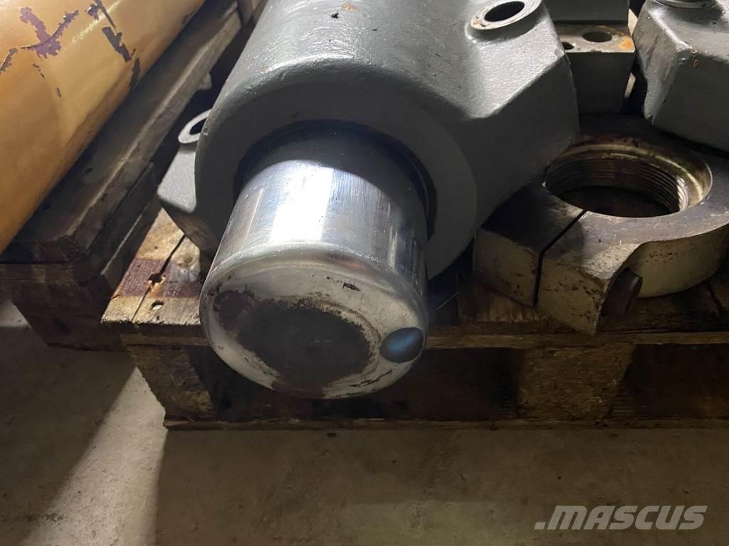 Liebherr A934C Hydraulik