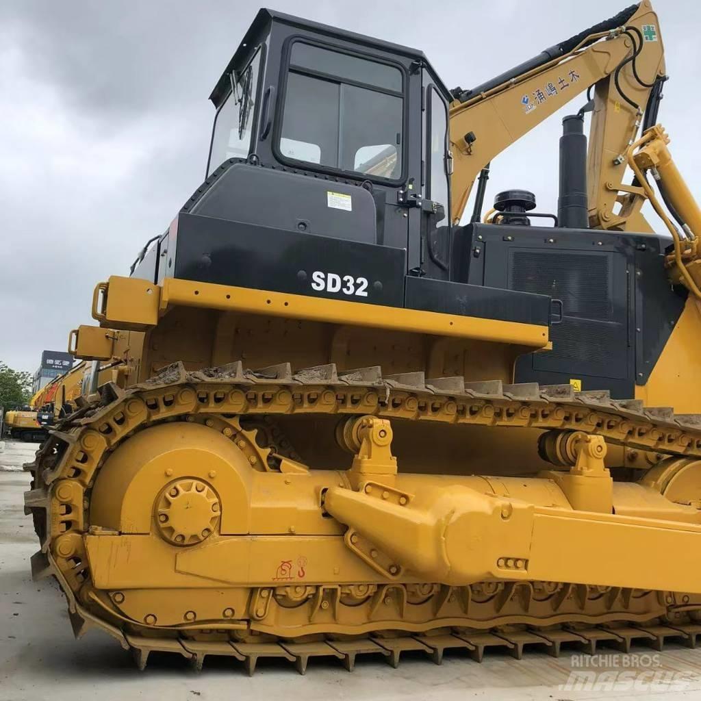 Shantui SD 32 Bulldozer