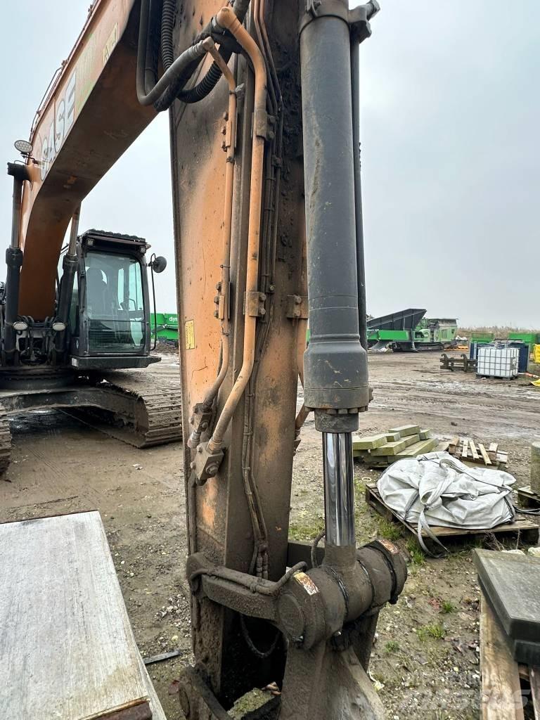 CASE CX 210 D Raupenbagger