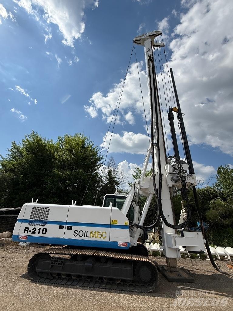 Soilmec R 210 Rammen