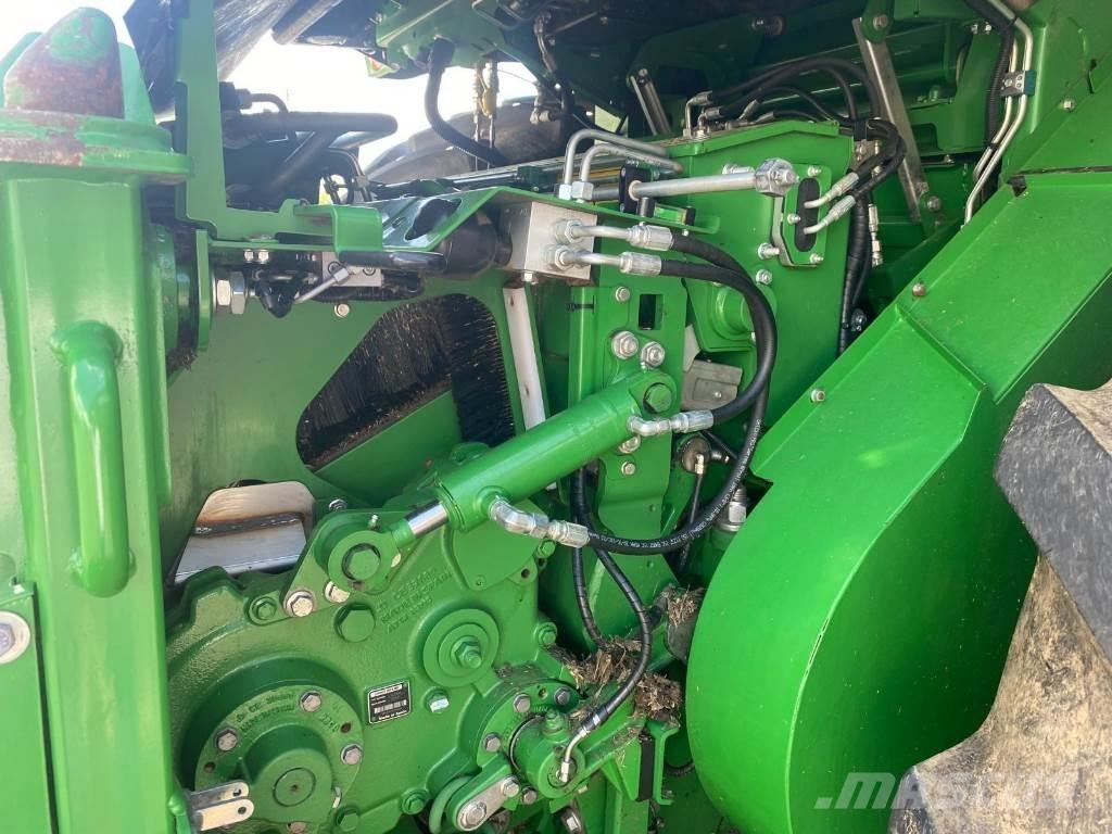 John Deere 8200 Feldhäcksler