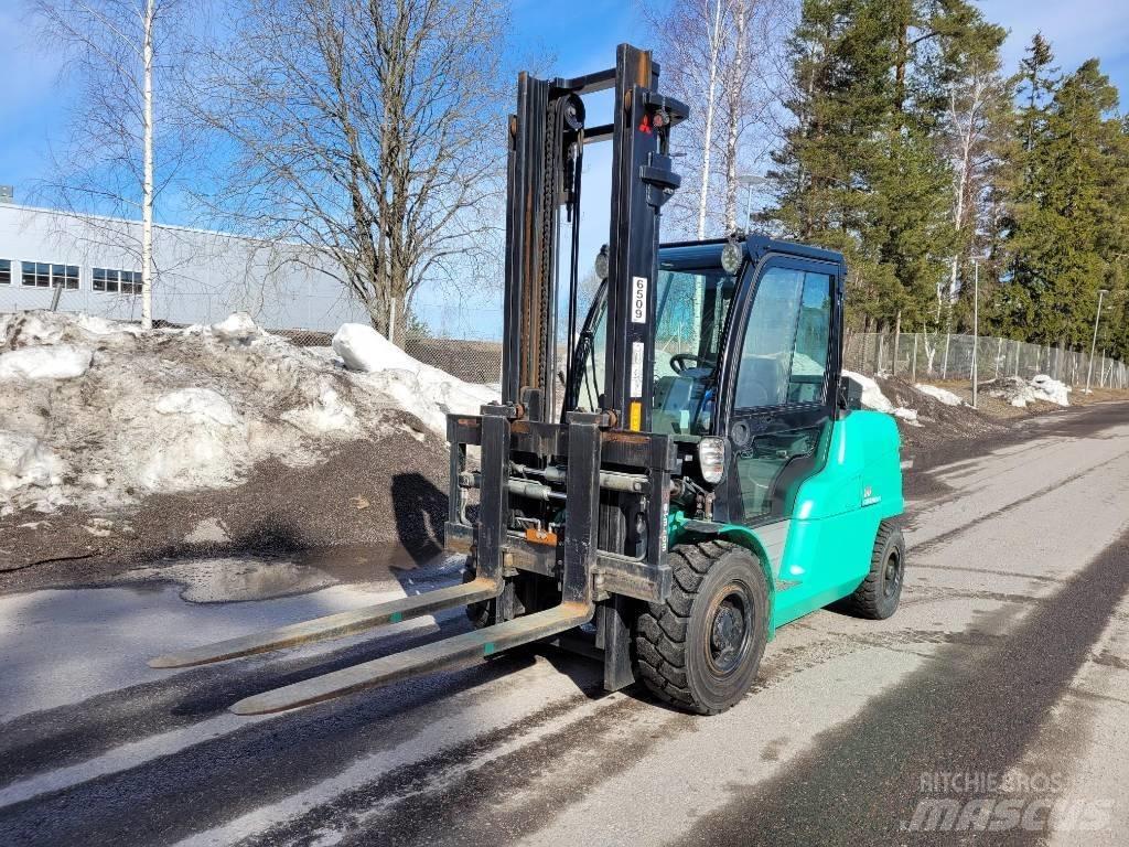 Mitsubishi FD50N Dieselstapler