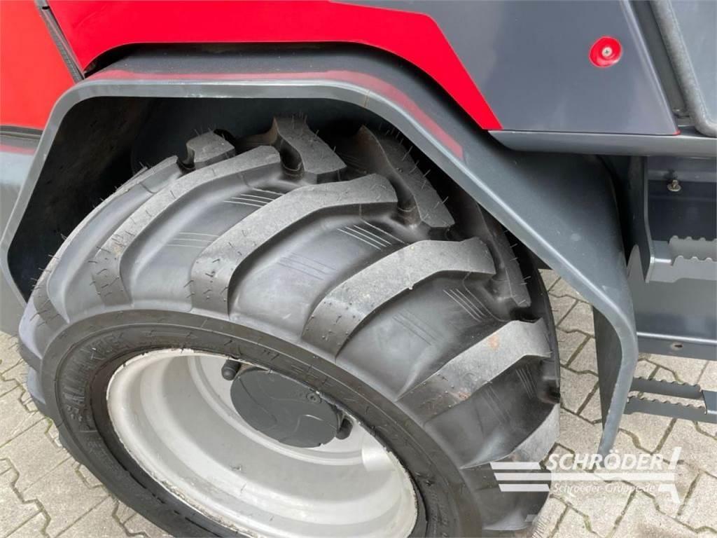 Schäffer 6680 T Radlader