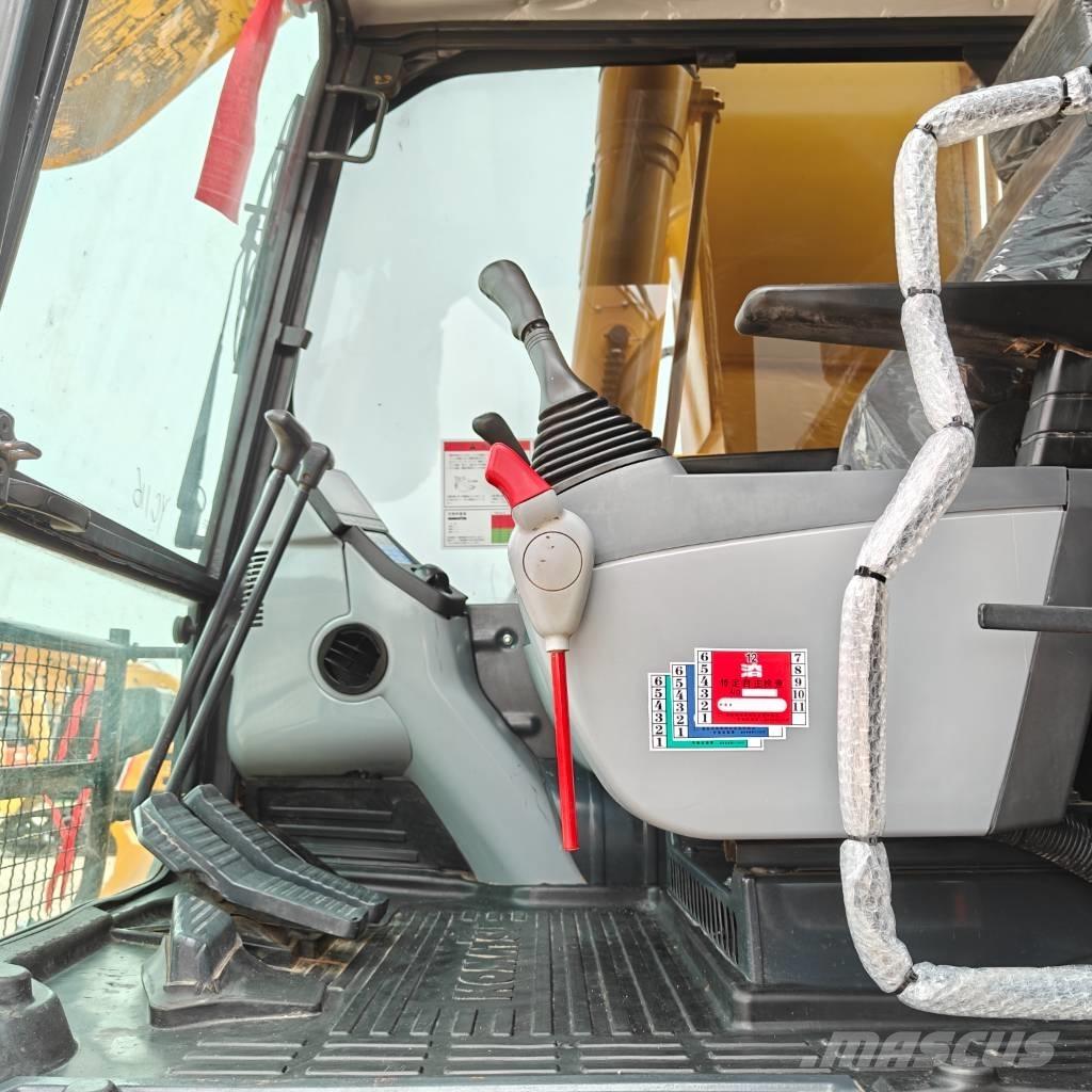 Komatsu 220 Raupenbagger