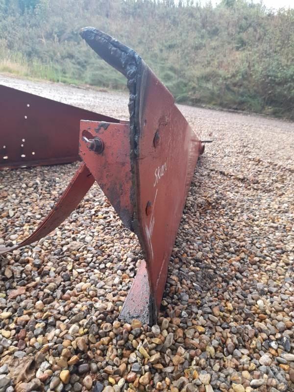 Hesston 4900 Hitch Sonstiges Traktorzubehör