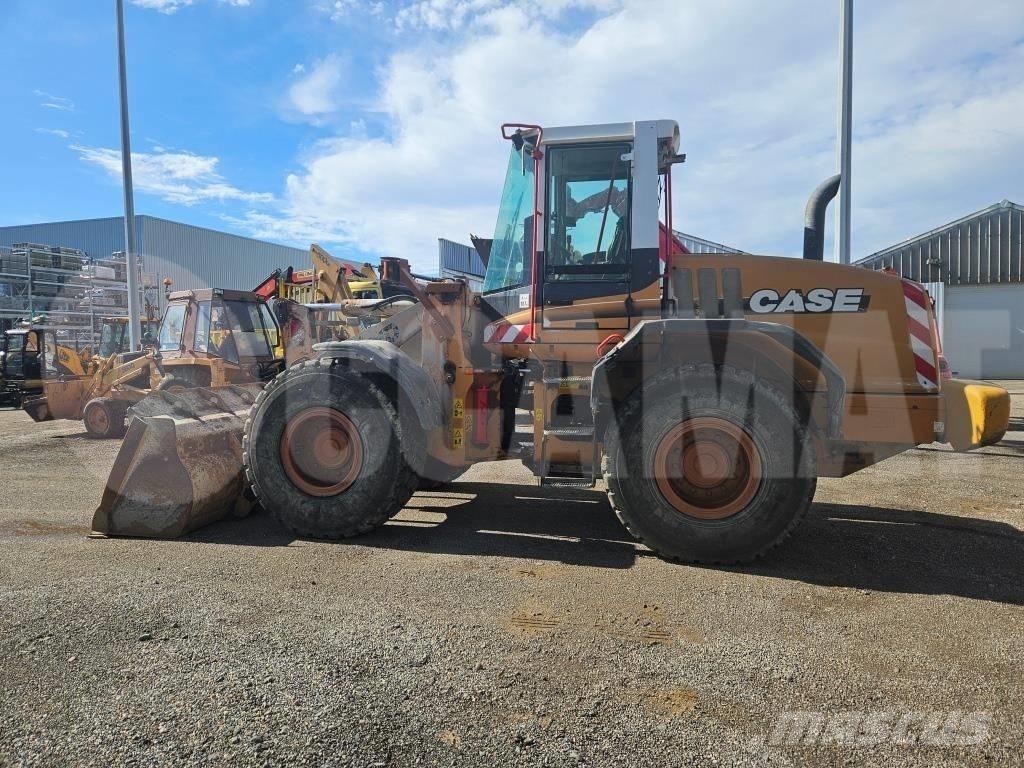 CASE 621 D Radlader