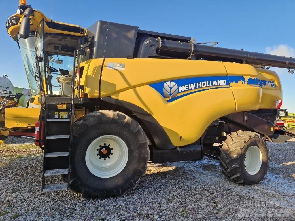 New Holland CX 8.85 Mähdrescher
