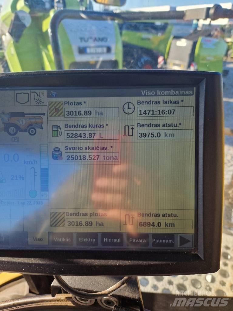 New Holland CX 8.85 Mähdrescher