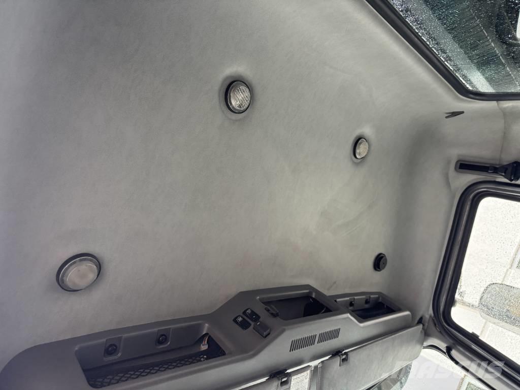 Mack GU 713 Absetzkipper