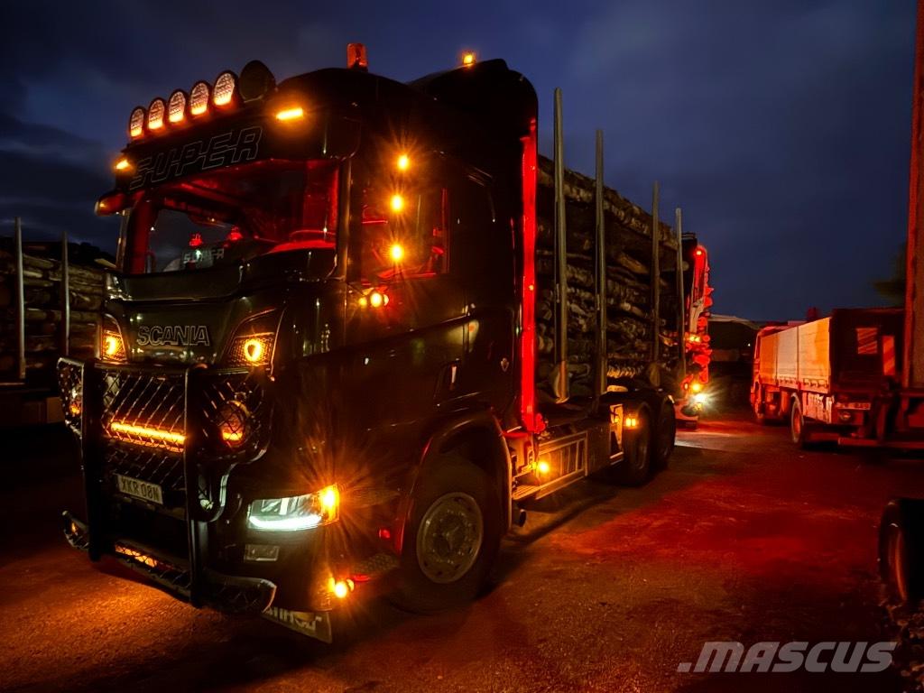 Scania R580B6X4HB Holztransporter