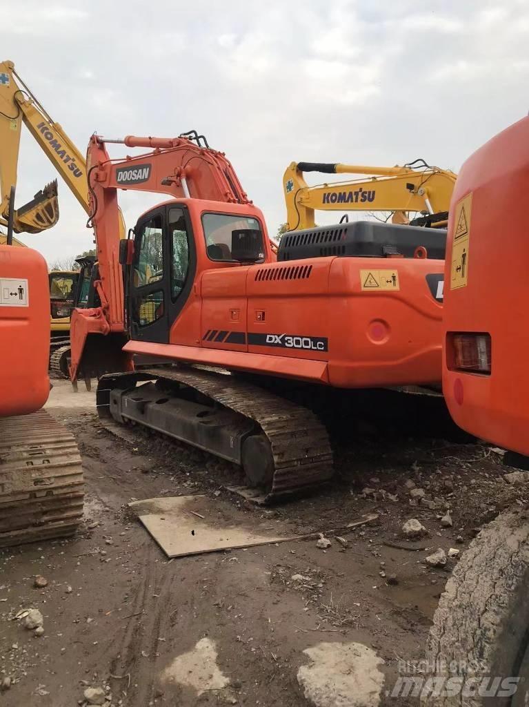 Doosan dx300 Raupenbagger