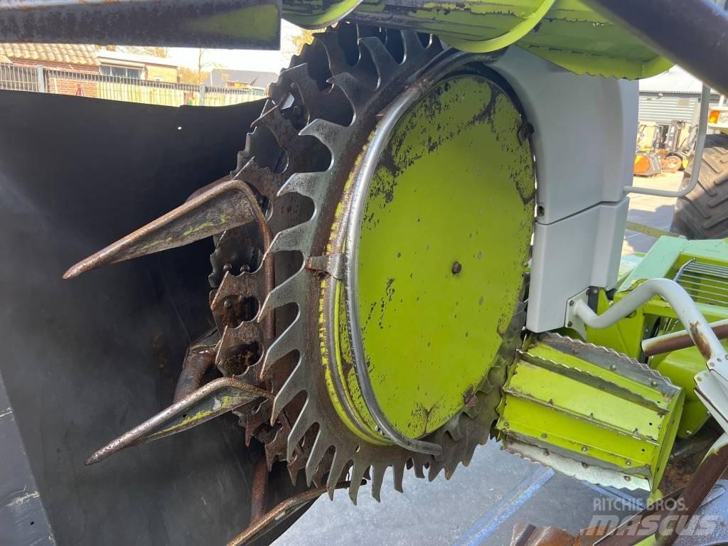 CLAAS RU 450 Xtra Selbstfahrende Häcksler