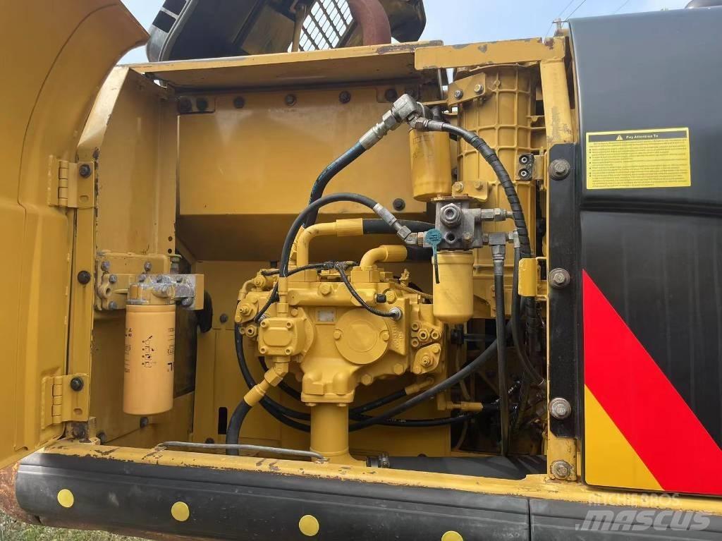 CAT 320 D Raupenbagger